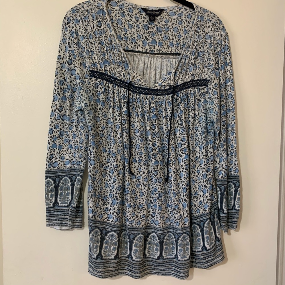 - Lucky Brand bohemian top